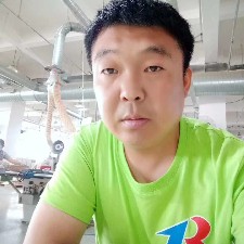 李先生