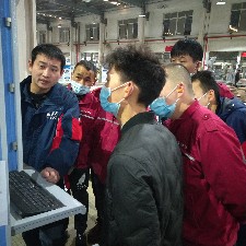 李先生
