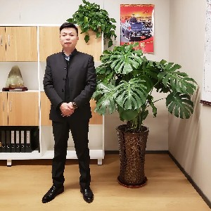 张先生
