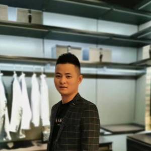 李先生