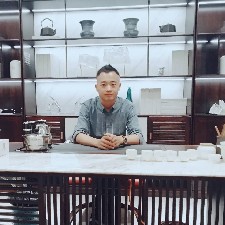 李先生
