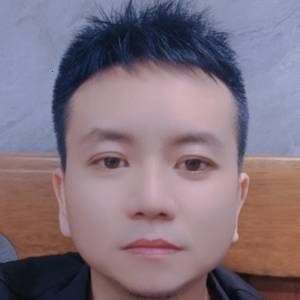 何先生