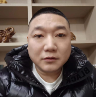 邱先生