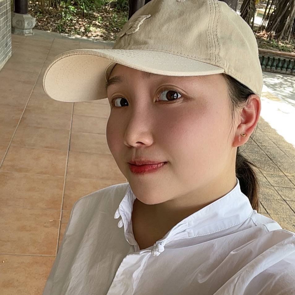 余小姐